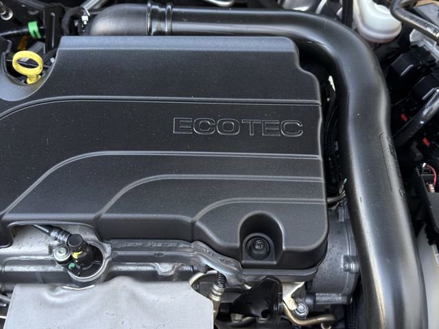 Used 2022 Chevrolet Malibu LT image 26