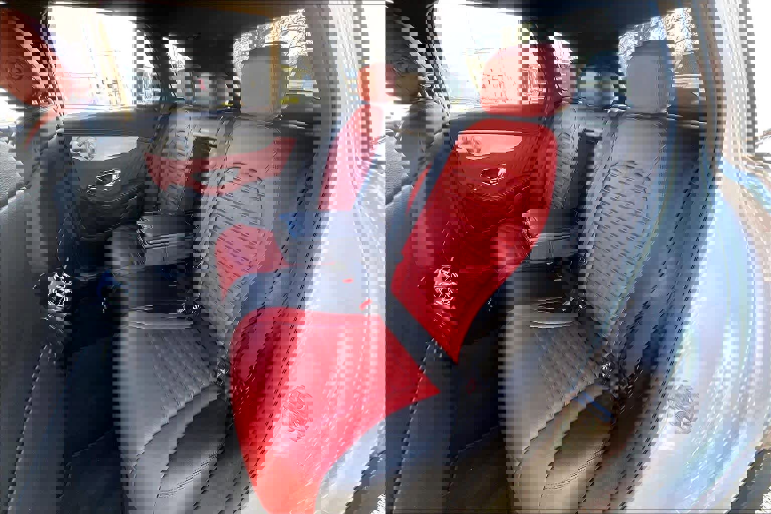 Used 2020 Mercedes-Benz GLC 43 AMG 4MATIC image 21