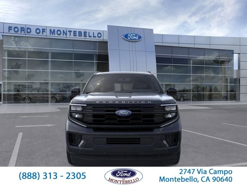 New 2026 Ford Expedition Max Active RWD image 8
