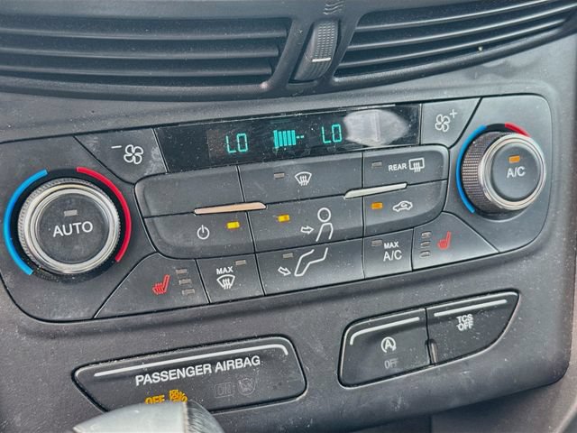 Used 2017 Ford Escape SE w/ SE Leather Comfort Package AWD/4WD image 17