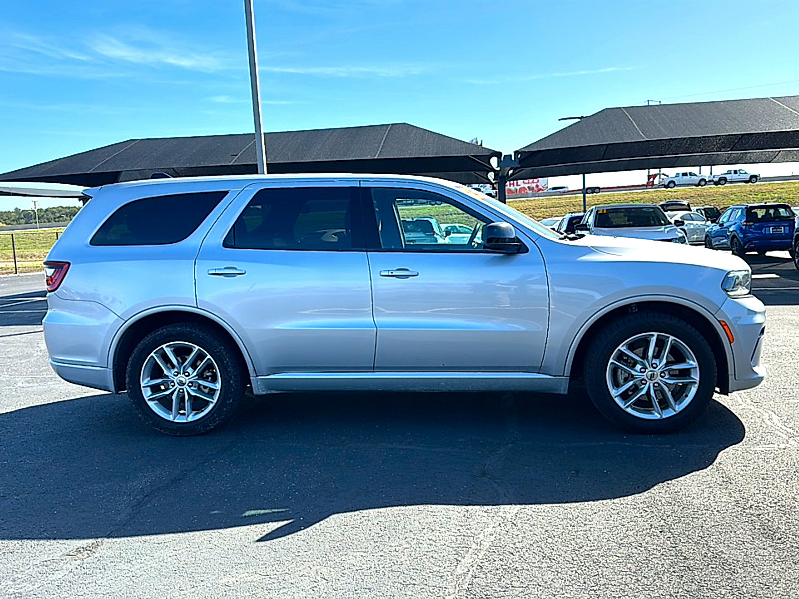 Used 2023 Dodge Durango GT image 9