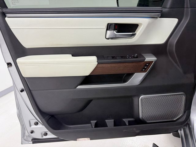 Used 2024 Toyota Sequoia Capstone image 28