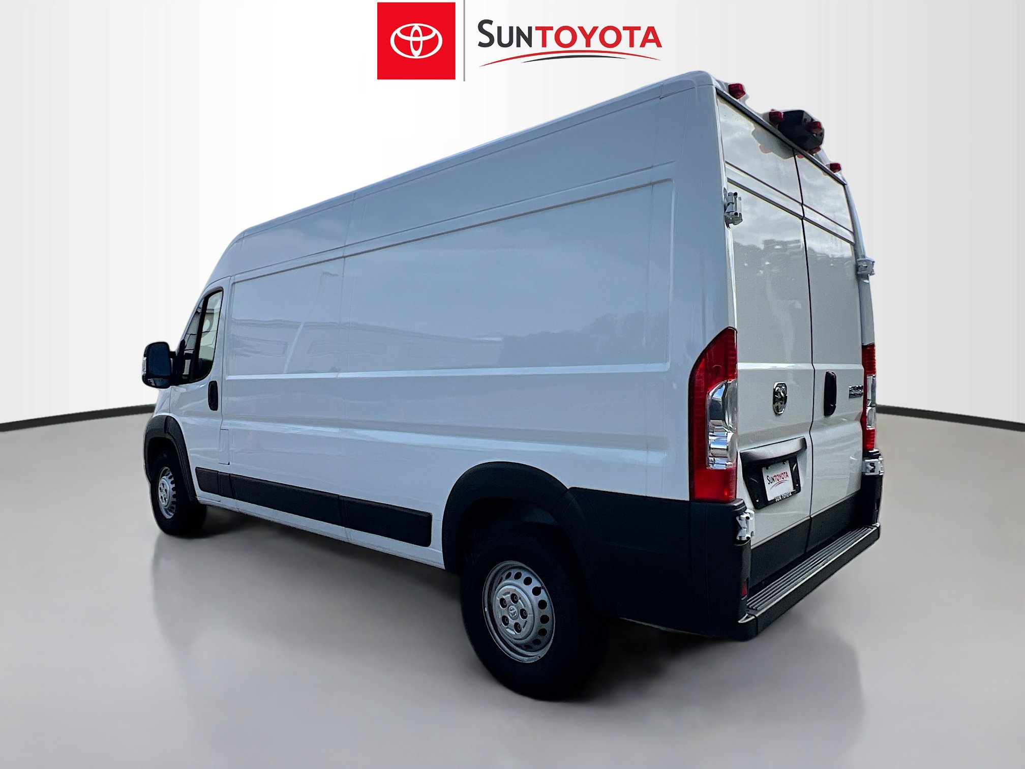 Used 2025 RAM ProMaster 2500 w/ Convenience Group image 6