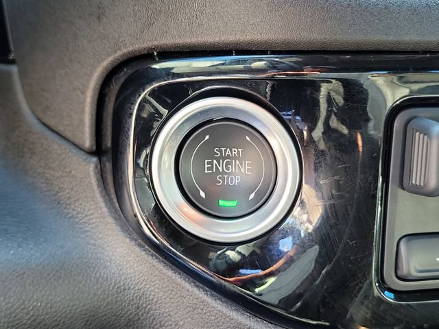 Certified 2024 Chevrolet Silverado 1500 LTZ AWD/4WD image 29
