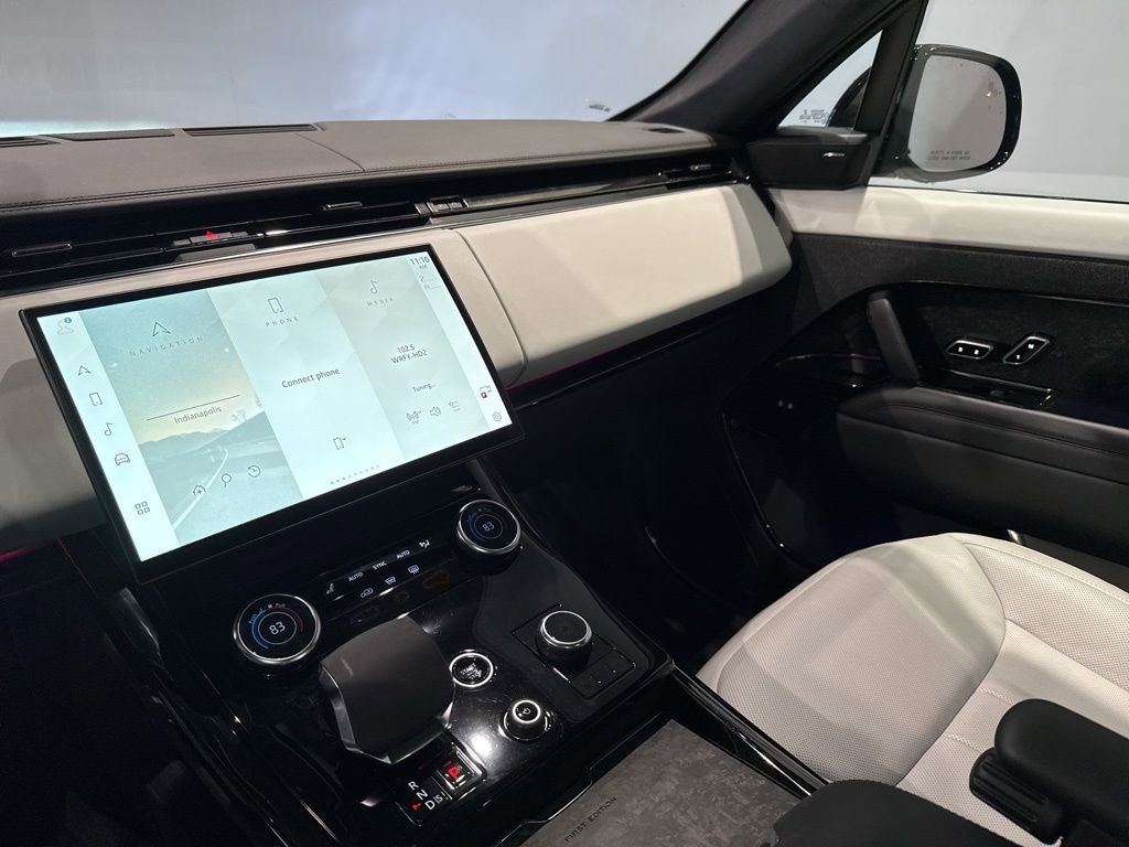 Used 2023 Land Rover Range Rover Sport First Edition image 14