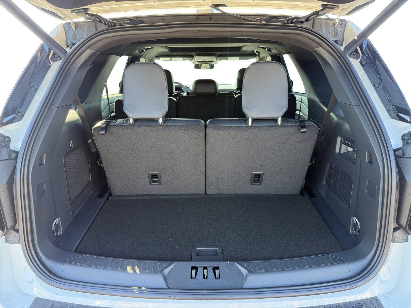 New 2026 Ford Explorer ST w/ Sun And Sound Package image 17
