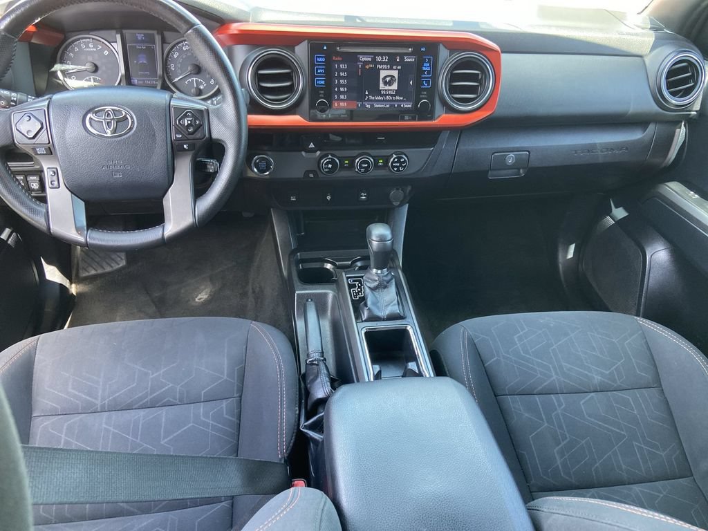 Used 2017 Toyota Tacoma TRD Off-Road w/ Tow Package RWD image 15