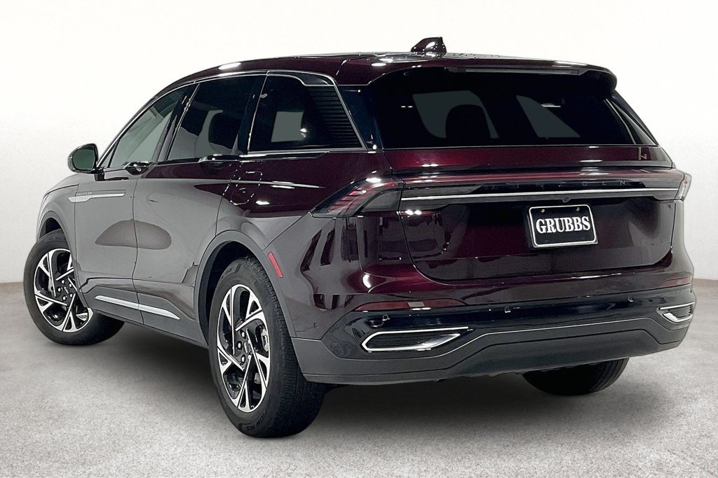Used 2024 Lincoln Nautilus Premier w/ Equipment Group 102A AWD/4WD image 15