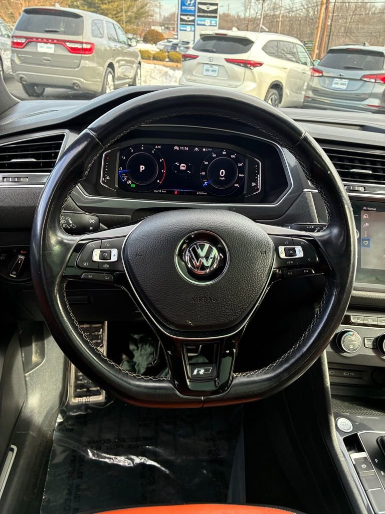 Used 2021 Volkswagen Tiguan SEL Premium R-Line image 26