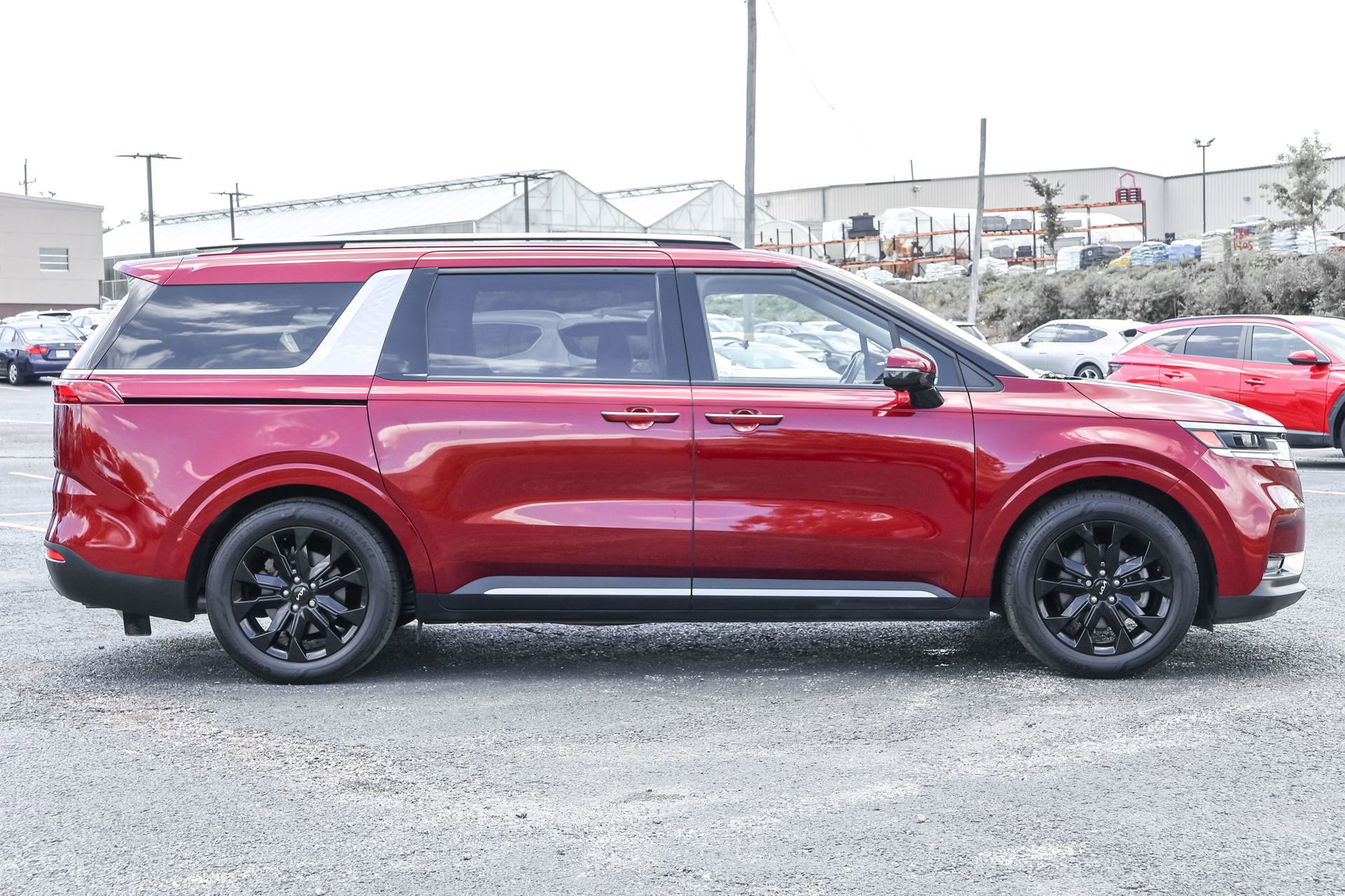 Used 2023 Kia Carnival SX image 13