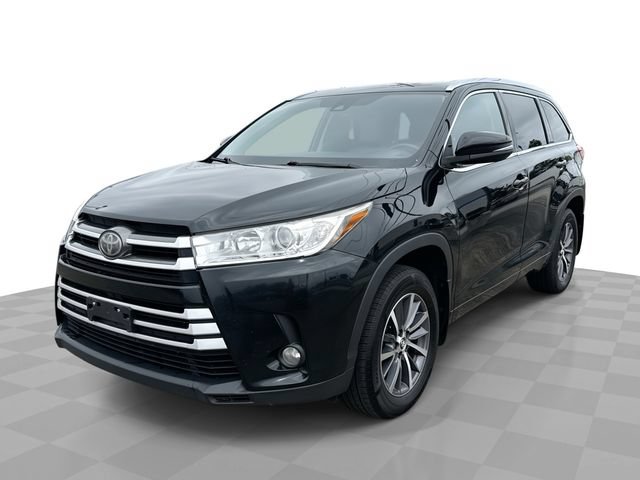 Used 2017 Toyota Highlander XLE