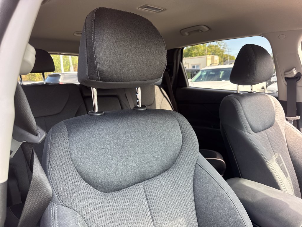 Used 2023 Hyundai Santa Fe SEL FWD image 25