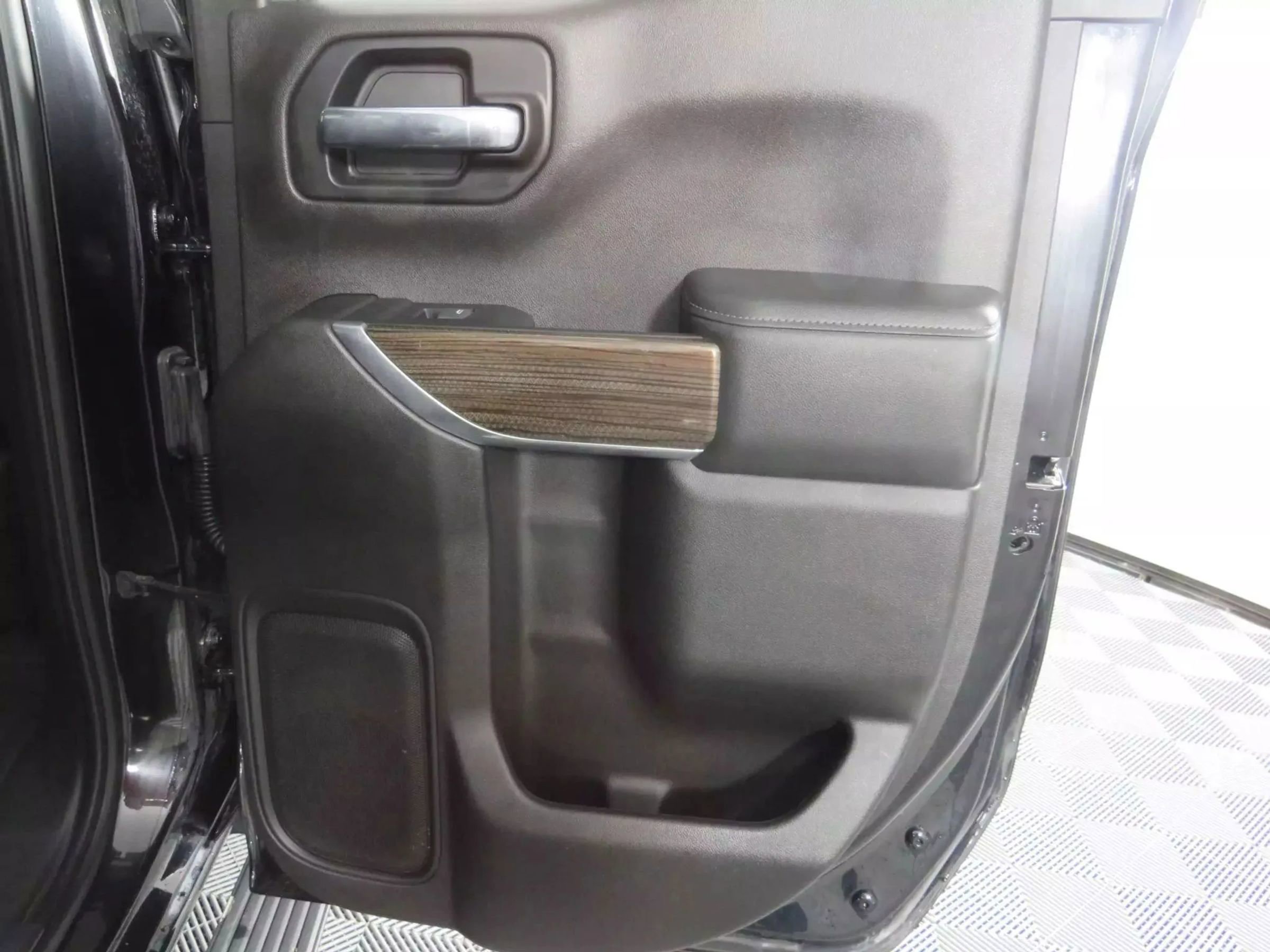 Used 2019 Chevrolet Silverado 1500 RST w/ All-Star Edition AWD/4WD image 43