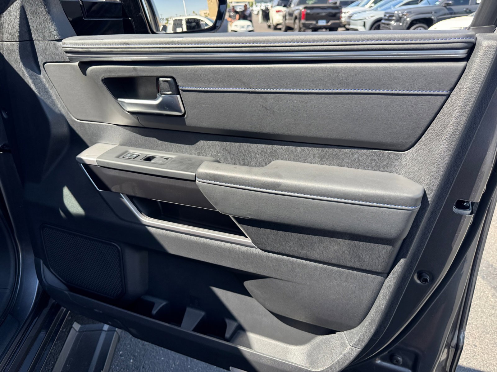 Used 2023 Toyota Tundra Platinum AWD/4WD image 16