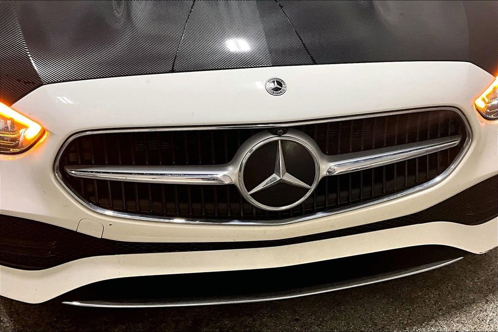 Used 2022 Mercedes-Benz C 300 4MATIC Sedan image 32