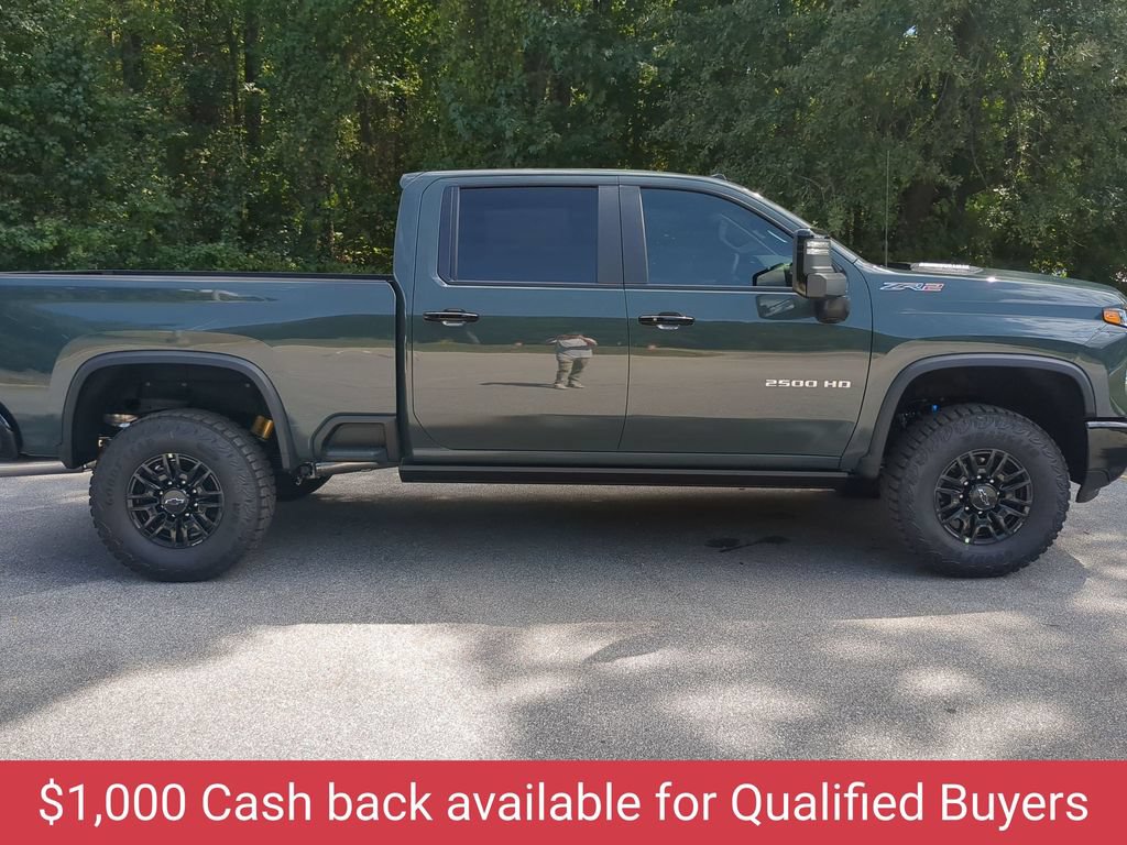 New 2026 Chevrolet Silverado 2500 ZR2 AWD/4WD image 3