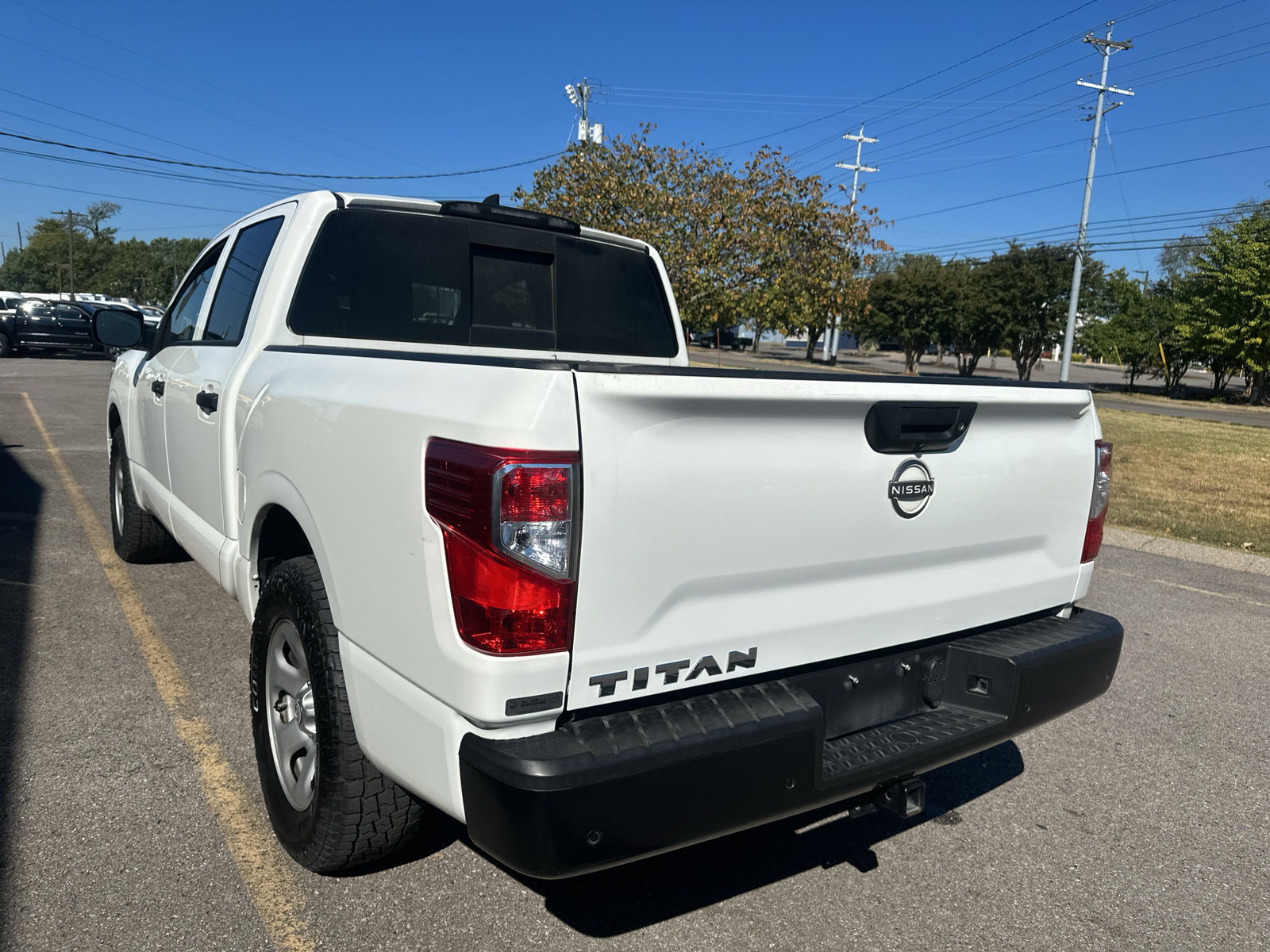 Used 2023 Nissan Titan S w/ S Utility Package RWD image 6