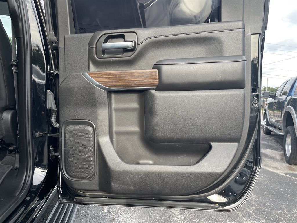 Used 2022 Chevrolet Silverado 3500 High Country w/ Safety Package II image 41