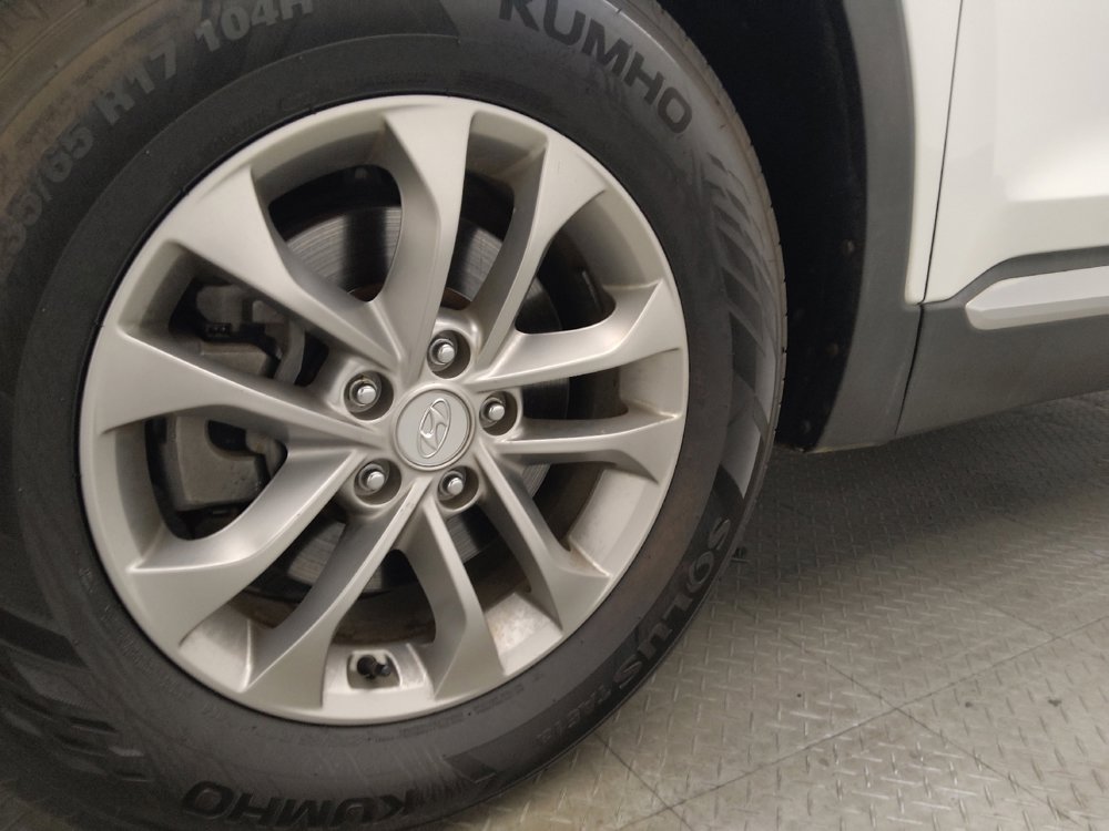 Used 2019 Hyundai Santa Fe SE FWD image 31