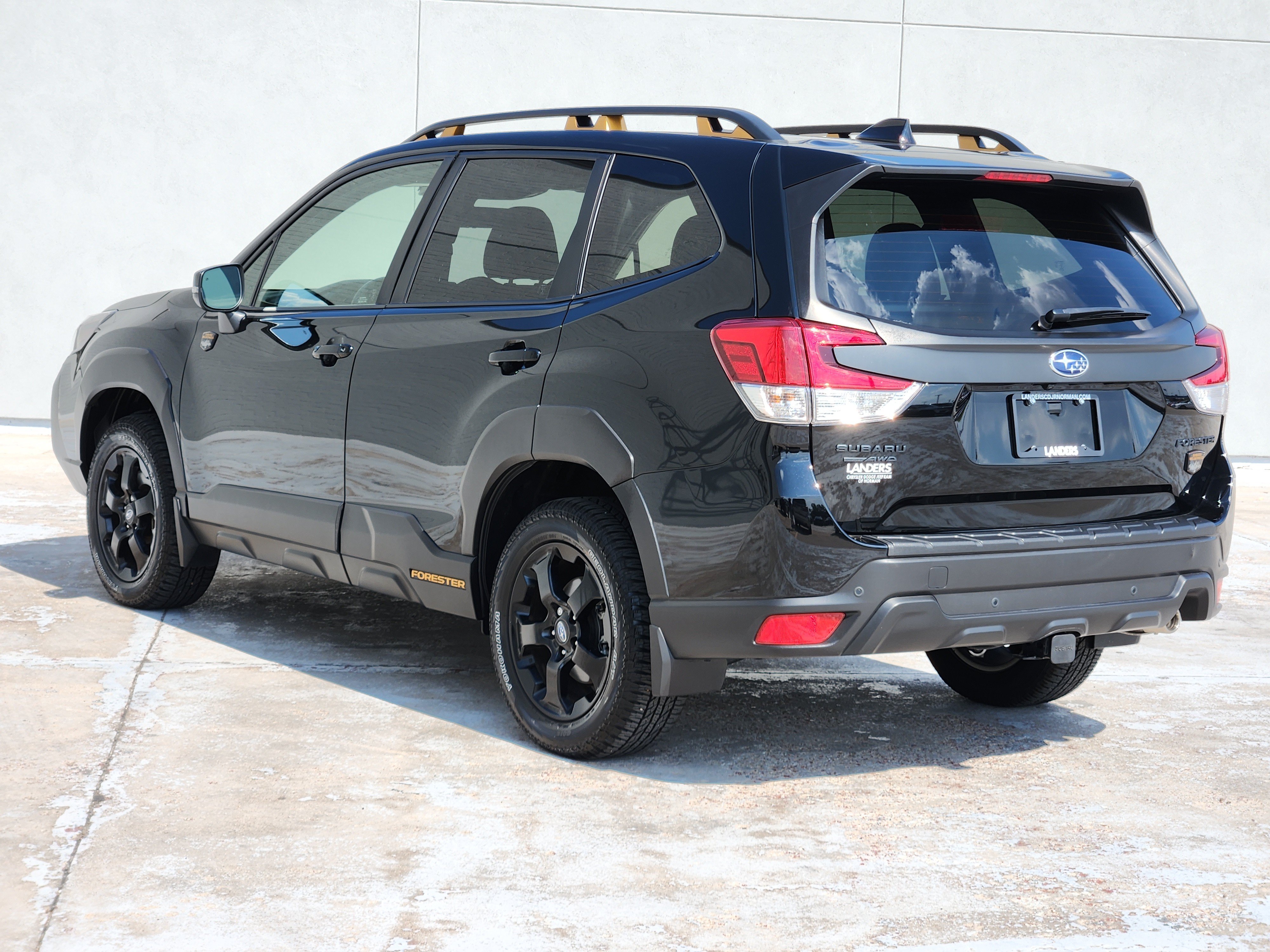 Used 2025 Subaru Forester Wilderness w/ Wilderness Package AWD/4WD image 6