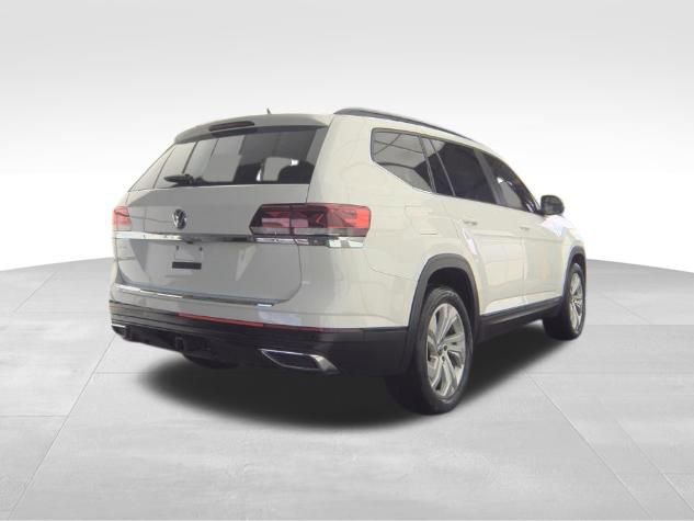 Used 2021 Volkswagen Atlas SE w/ Panoramic Sunroof Package FWD image 4