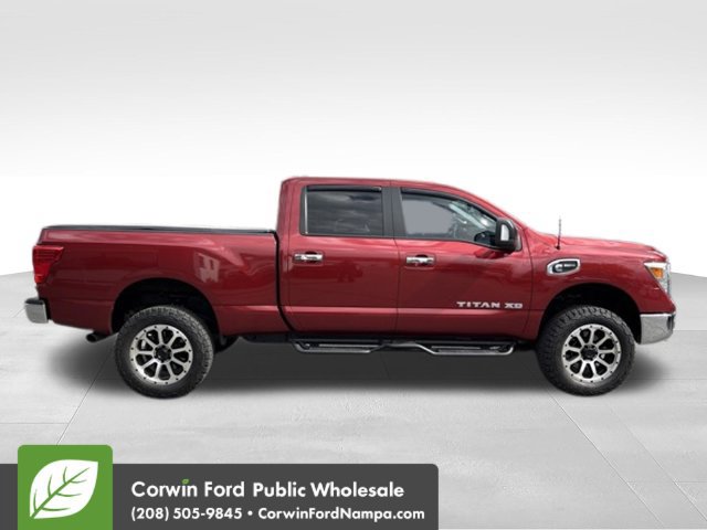 Used 2019 Nissan Titan SV AWD/4WD image 4