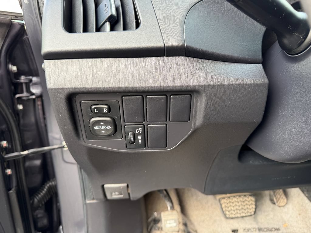 Used 2015 Toyota Prius Two FWD image 17