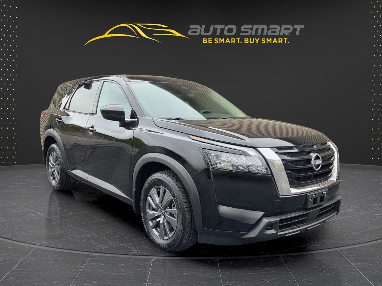 Used 2023 Nissan Pathfinder S AWD/4WD image 7