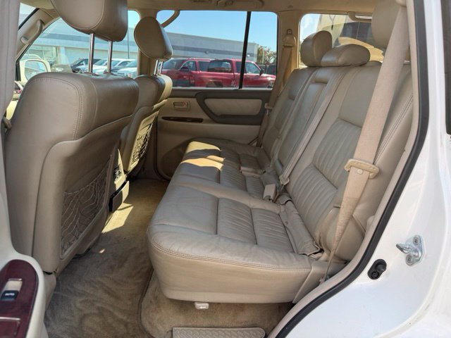 Used 2006 Toyota Land Cruiser w/ Convenience Pkg AWD/4WD image 12