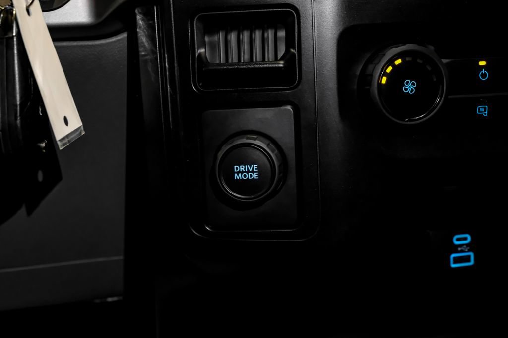 Used 2023 Ford F150 XL w/ XL Chrome Appearance Package image 25