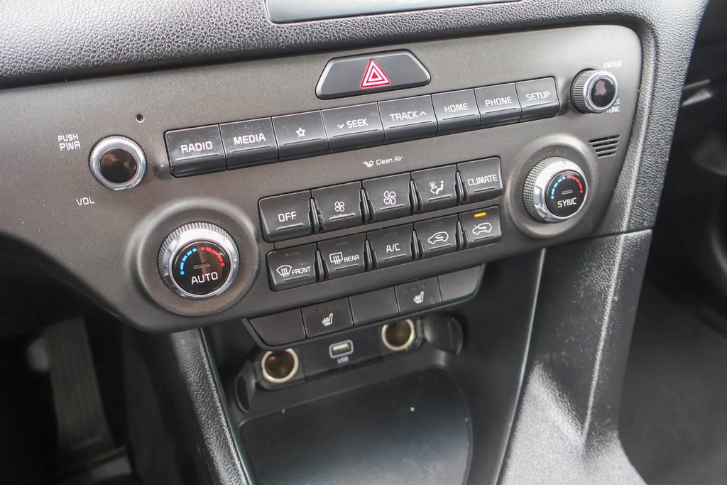 Used 2022 Kia Sportage LX w/ LX FWD Value Edition Package image 14