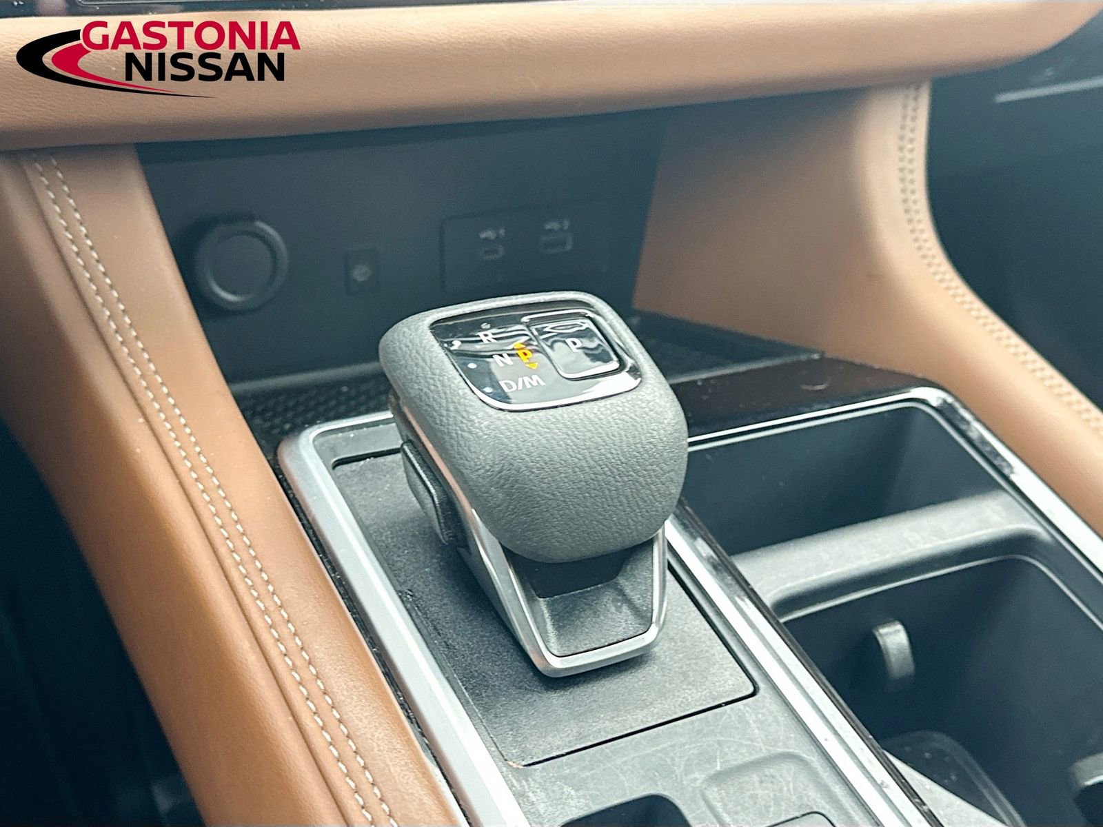 Used 2025 Nissan Pathfinder Platinum w/ Cargo Package image 22