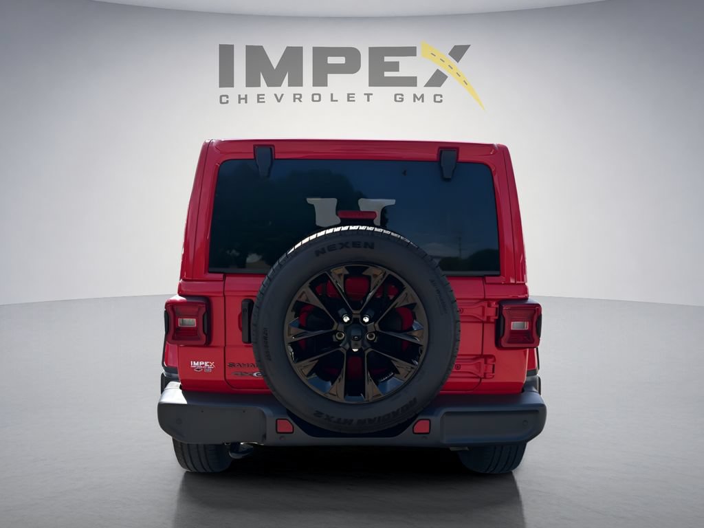 Used 2025 Jeep Wrangler Unlimited Sahara w/ Safety Group AWD/4WD image 4