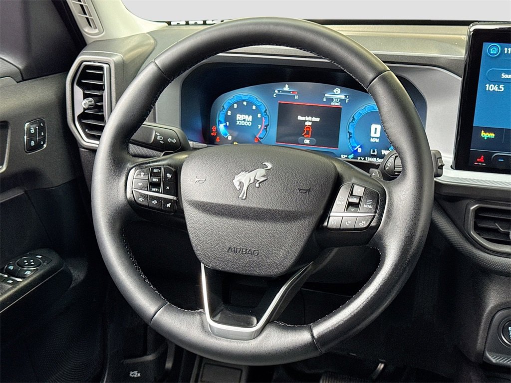 Used 2025 Ford Bronco Sport Badlands image 16