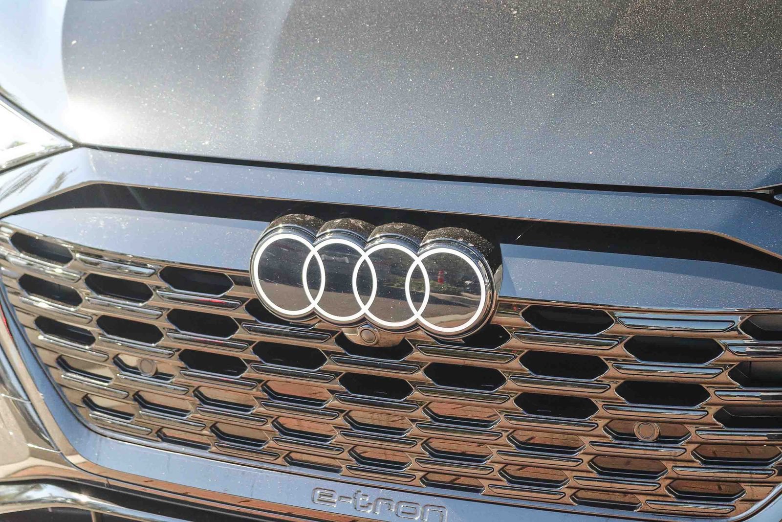 Certified 2024 Audi Q8 e-tron Premium AWD/4WD image 13