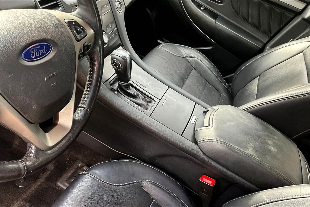 Used 2015 Ford Taurus SEL w/ Equipment Group 201A image 16