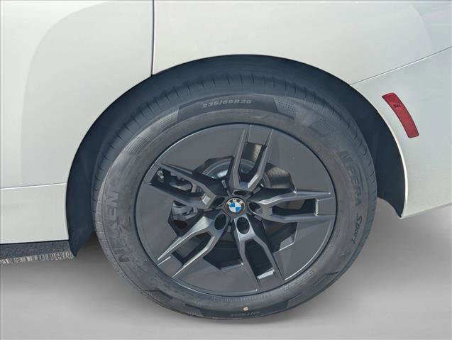 New 2026 BMW iX xDrive60 image 9