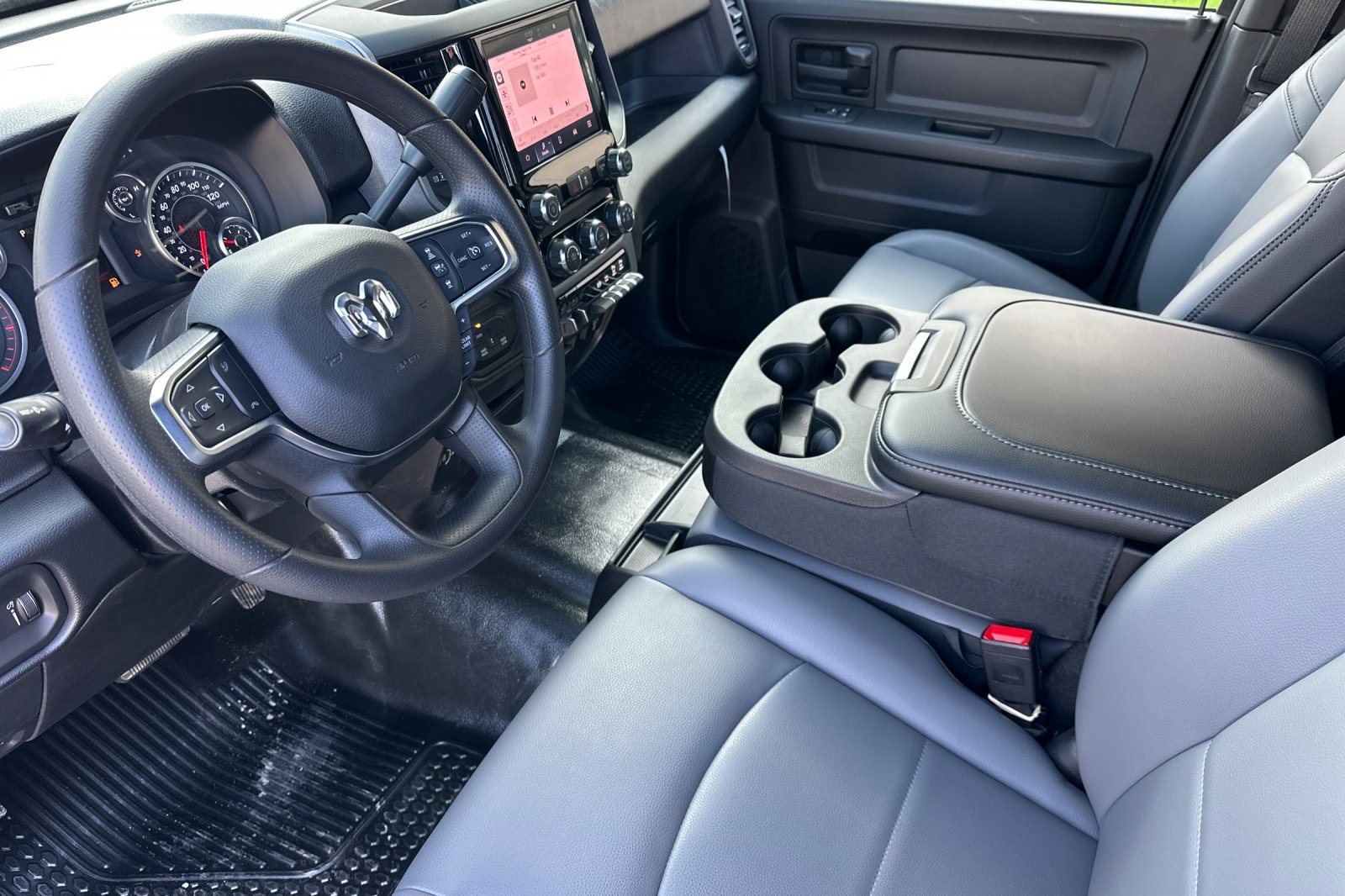 New 2026 RAM 2500 Tradesman w/ Chrome Appearance Group image 9