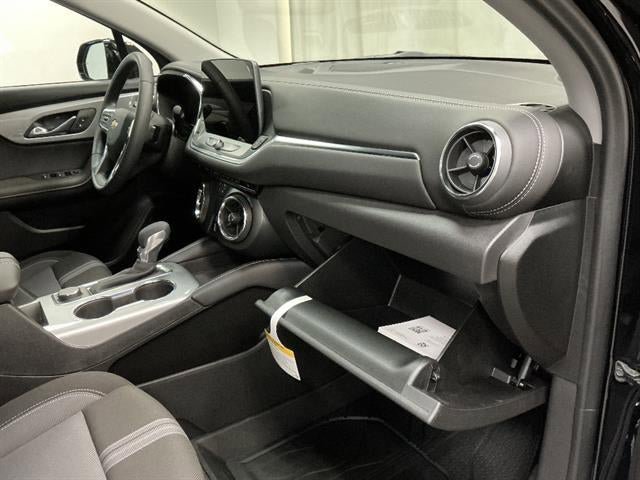 New 2026 Chevrolet Blazer LT w/ LPO, Floor Liner Package AWD/4WD image 32