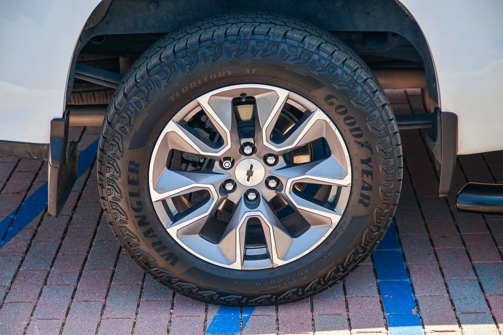 Used 2020 Chevrolet Silverado 1500 RST w/ All-Star Edition AWD/4WD image 9