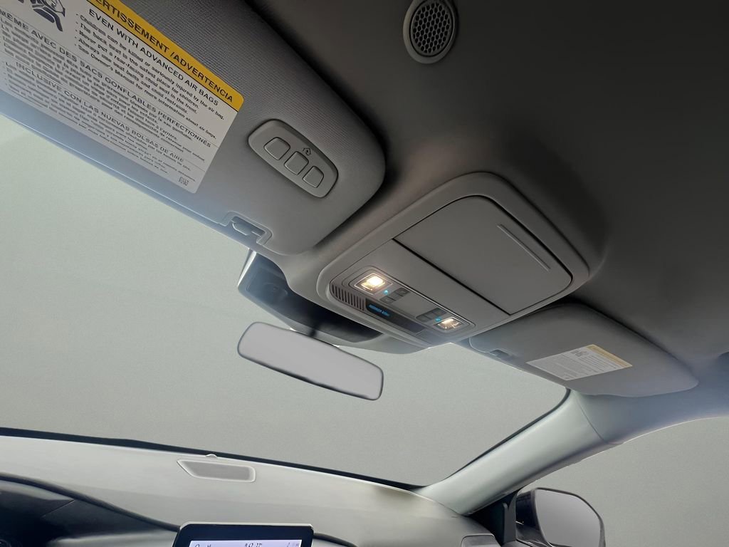 Used 2023 Ford Explorer Limited image 15