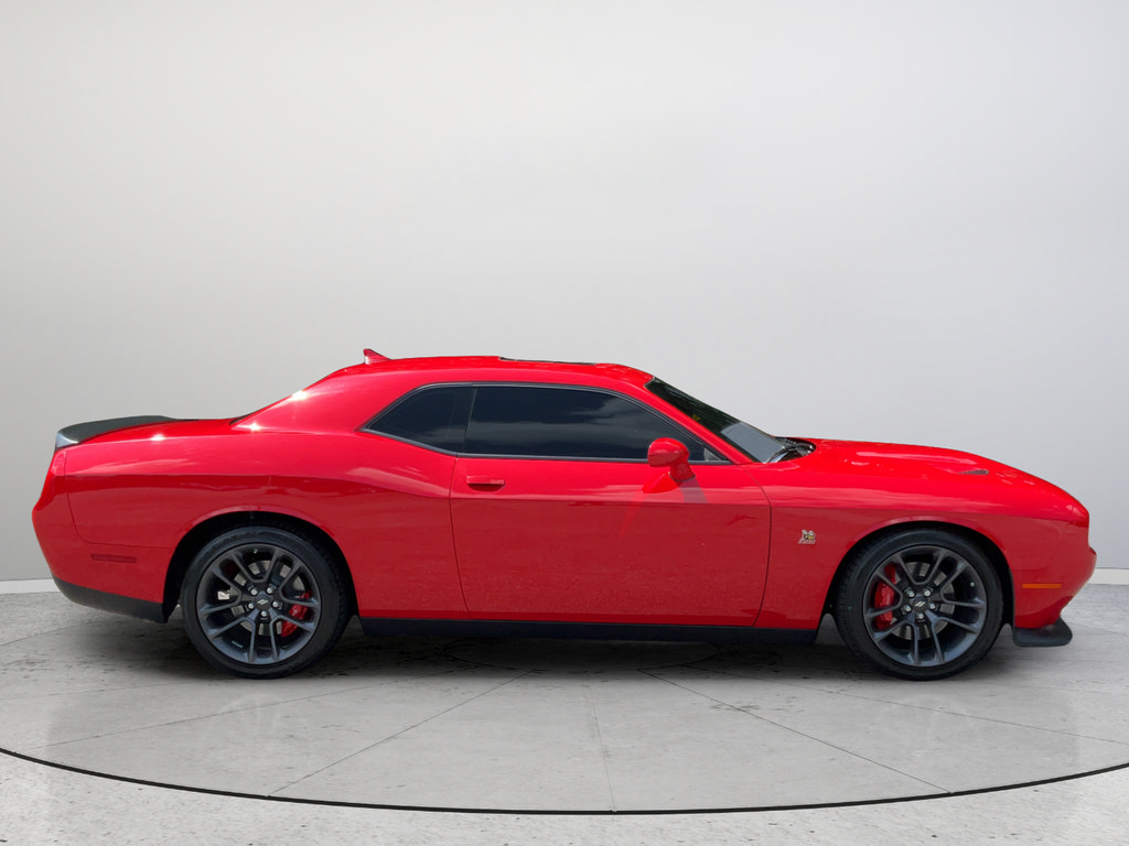 Used 2022 Dodge Challenger R/T Scat Pack RWD image 7