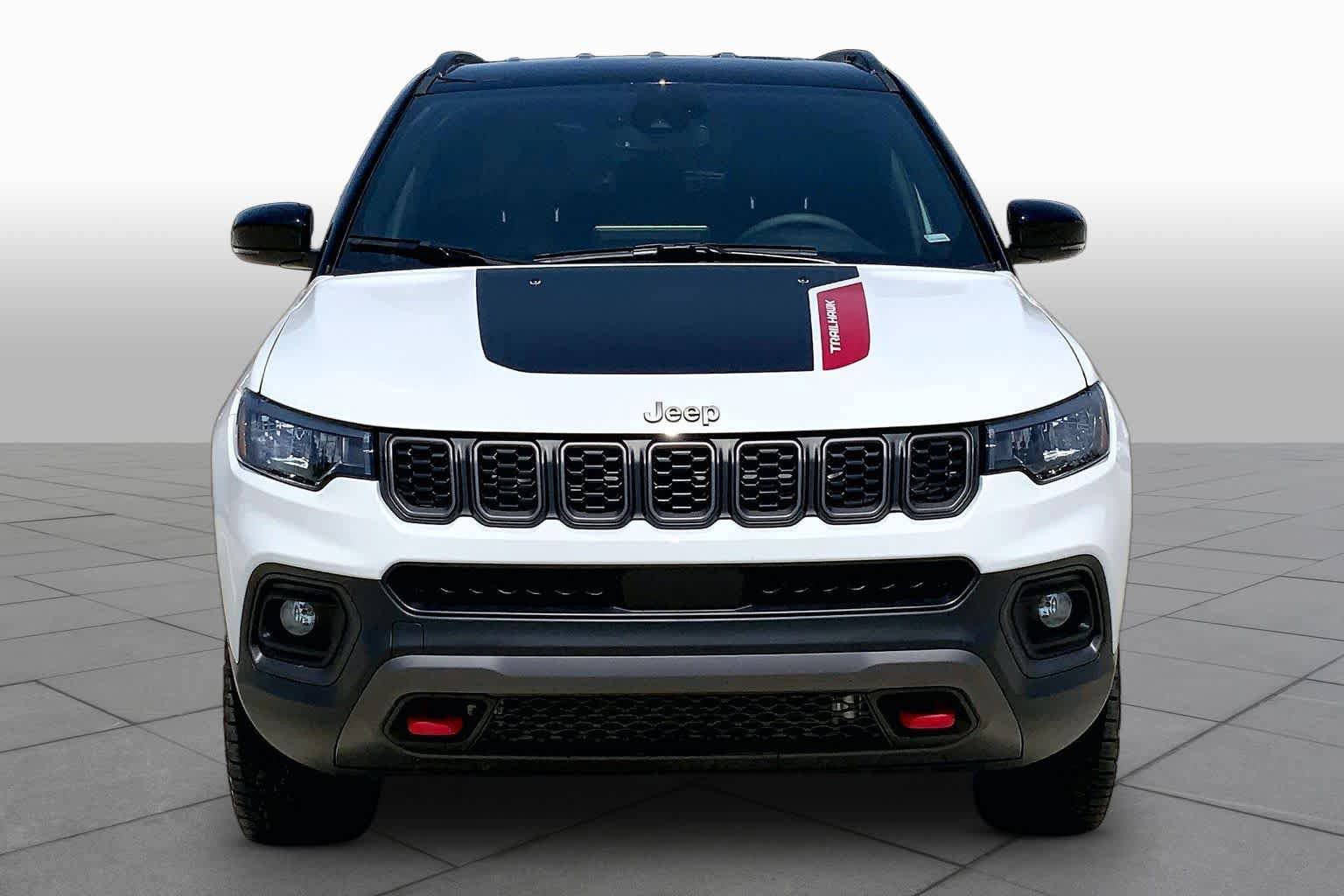Used 2026 Jeep Compass Trailhawk AWD/4WD image 4