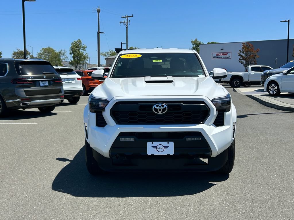 Used 2025 Toyota Tacoma TRD Sport AWD/4WD image 8