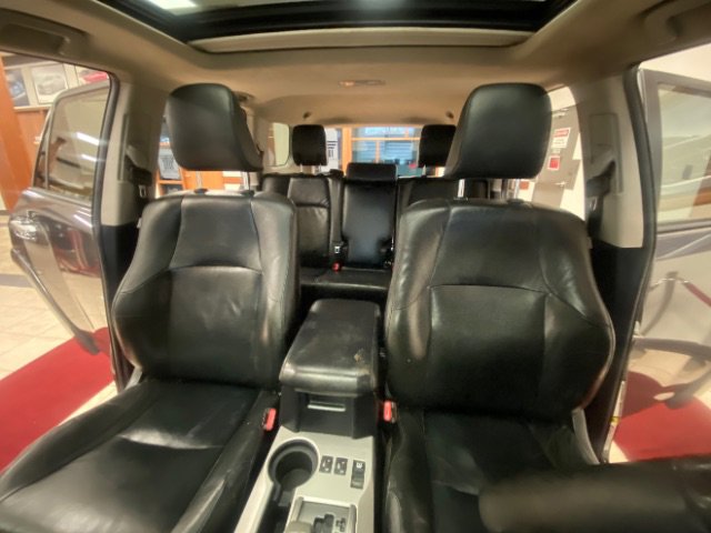 Used 2011 Toyota 4Runner Limited AWD/4WD image 16