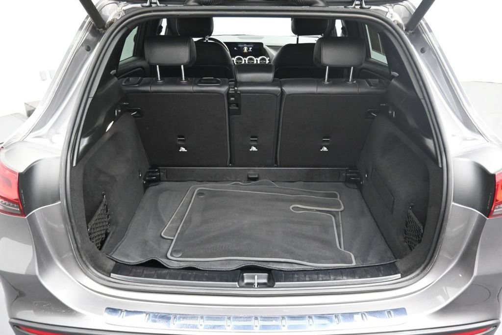 Used 2022 Mercedes-Benz GLA 250 4MATIC image 11