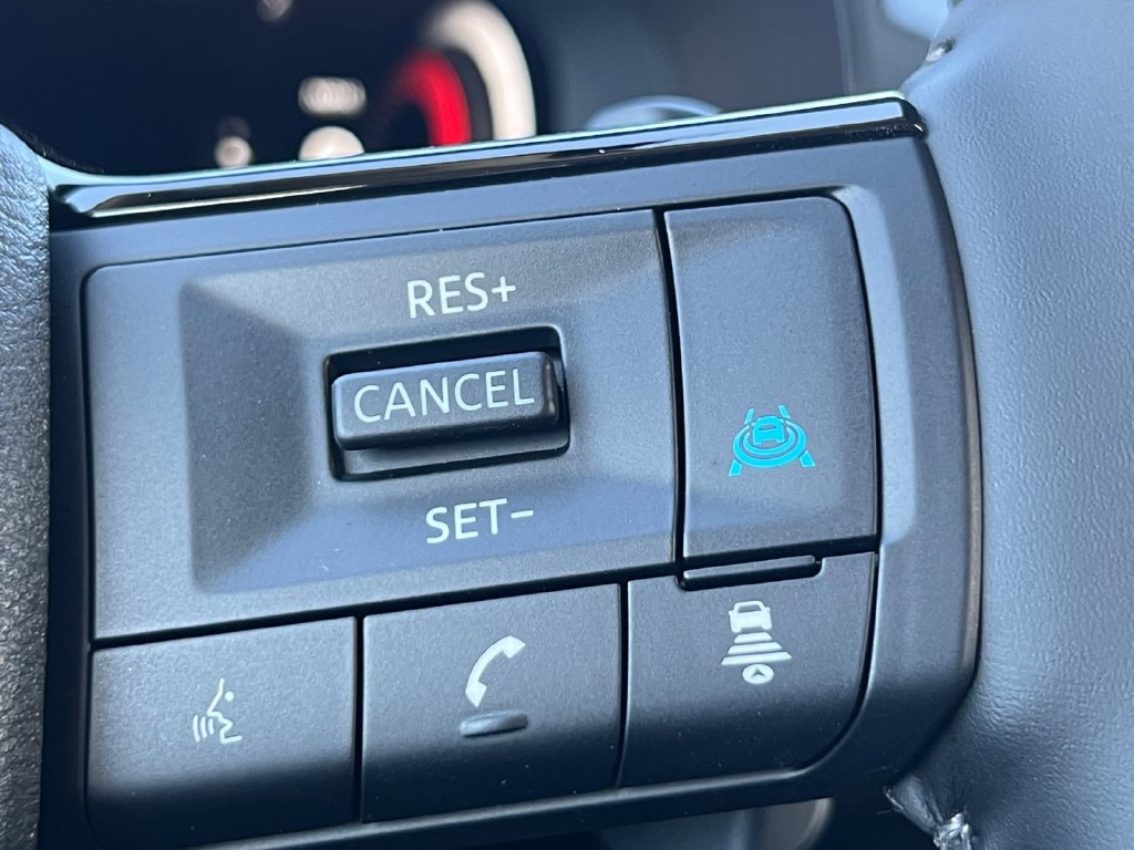 New 2026 Nissan Pathfinder Platinum FWD image 13