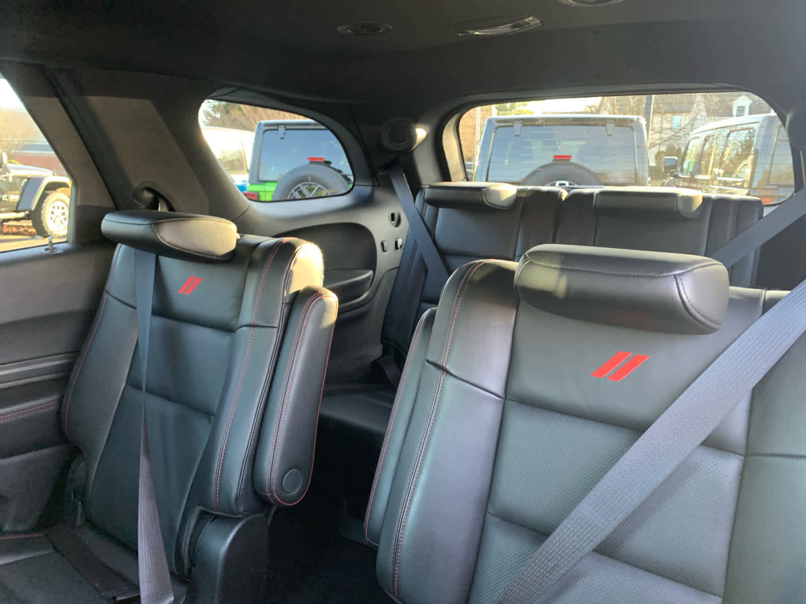 Used 2025 Dodge Durango GT image 30