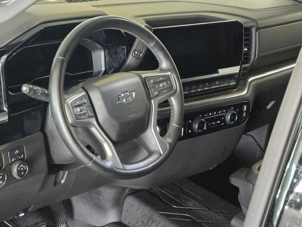 Used 2024 Chevrolet Silverado 1500 RST w/ Protection Package AWD/4WD image 23