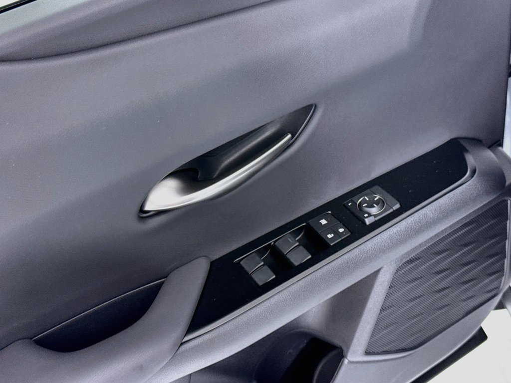 Used 2024 Lexus UX 250h F Sport FWD image 23